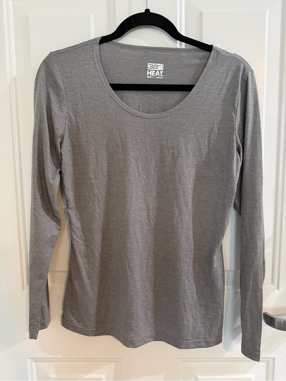 Women’s 32 Deg Heat Long-Sleeve Scoop Neck Top- Gray